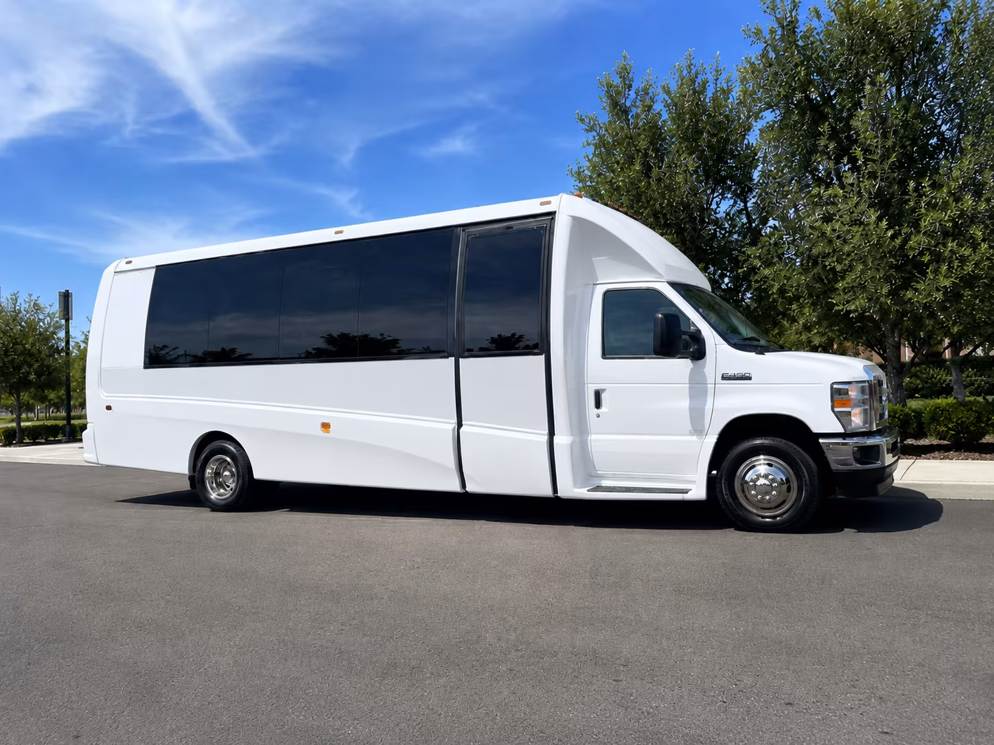 easily book transportation for your next corporate event 1