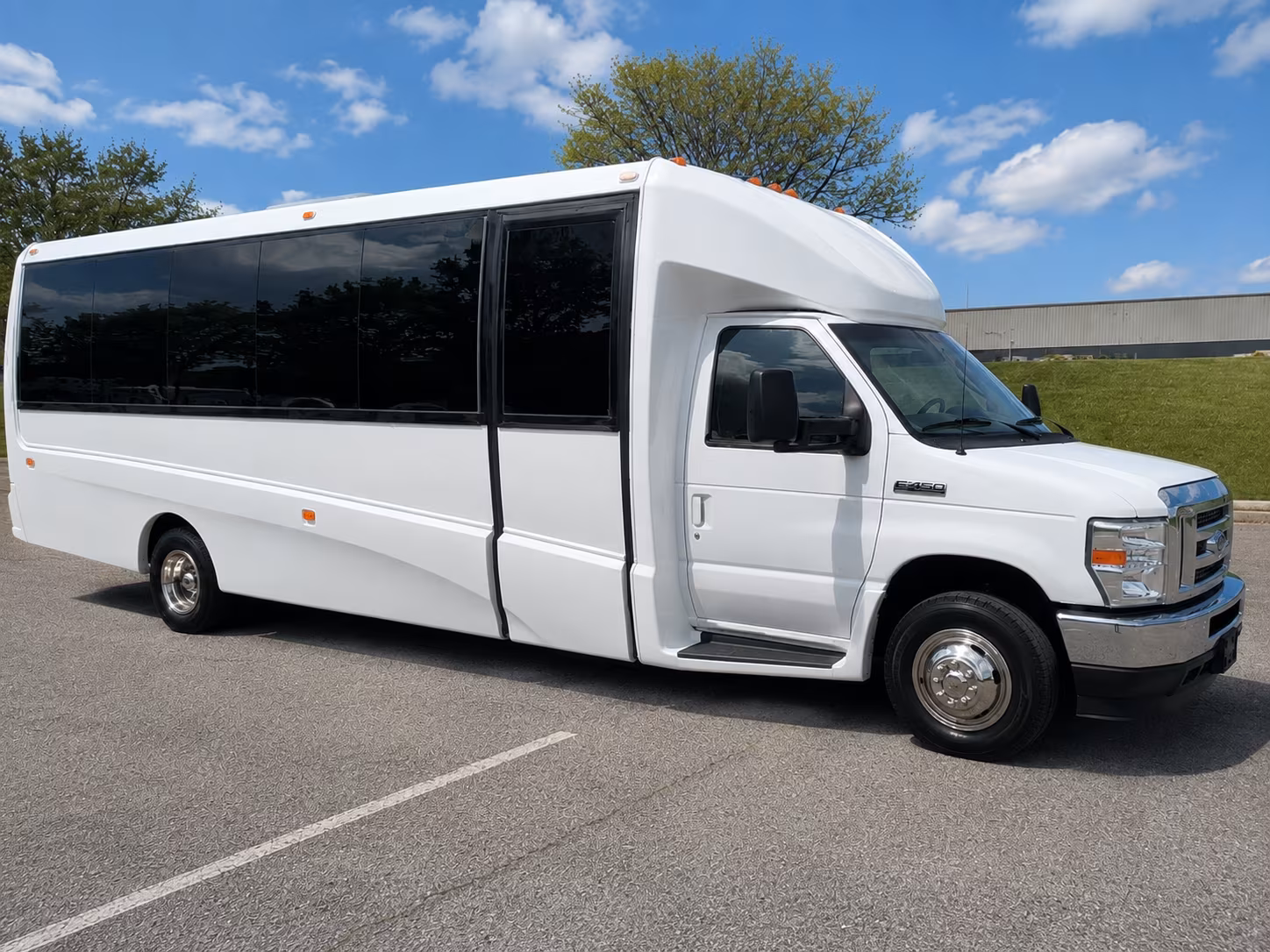 minibuses and charter buses to michigan state spartans games in east lansing