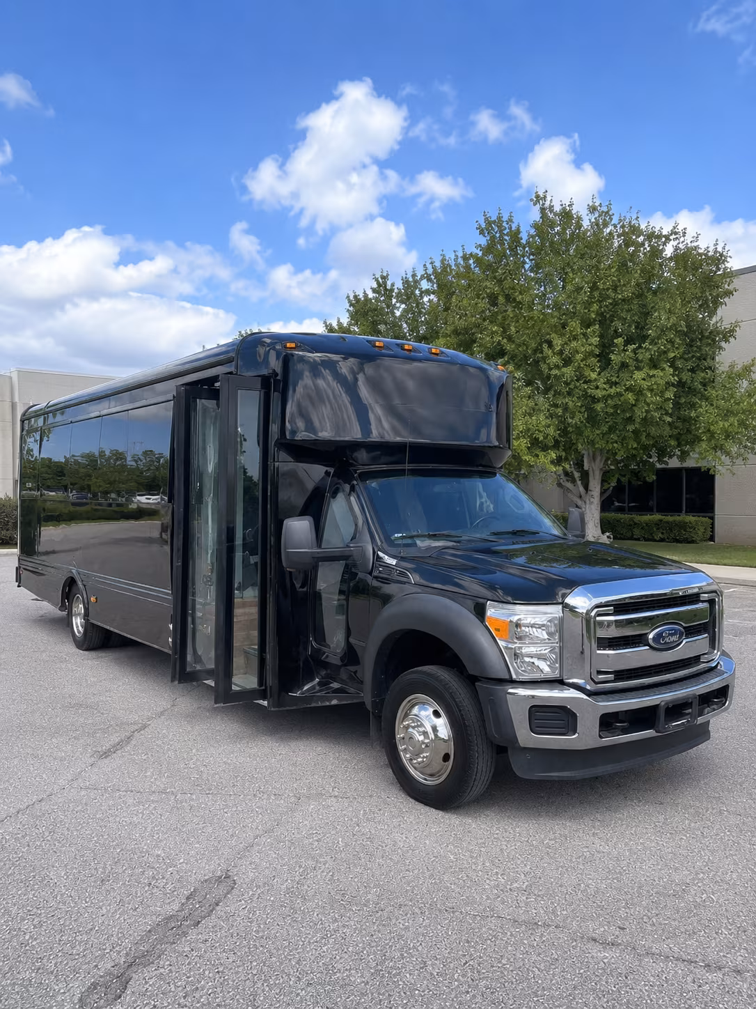 rent a party bus in troy for a pre prom dinner run