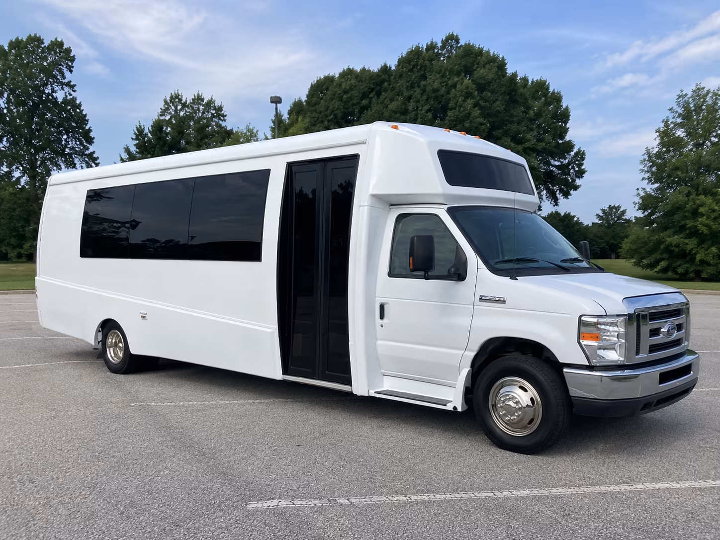 troy 18 passenger party bus