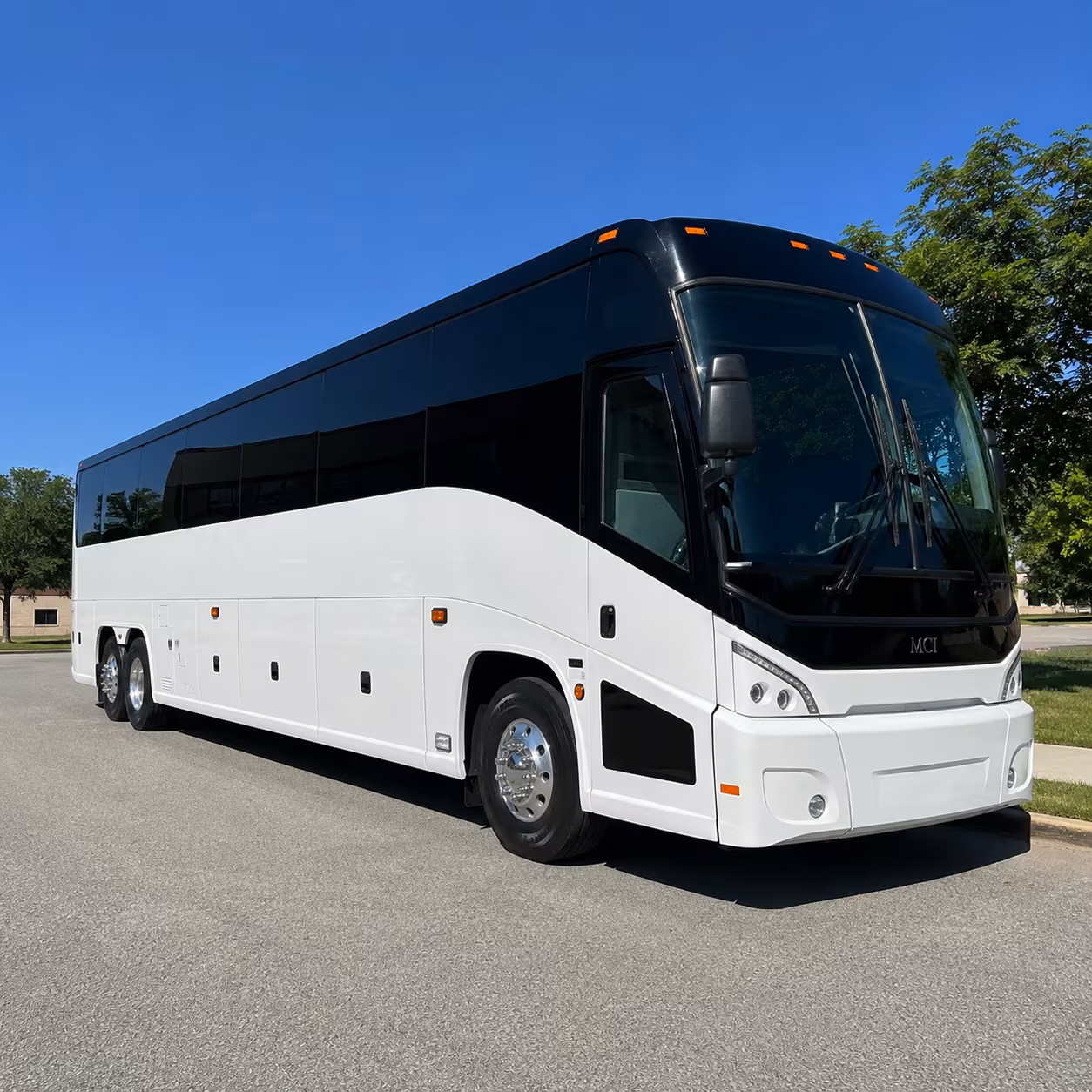 troy 40 passenger charter bus